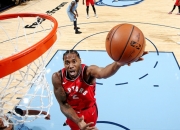 半岛体育入口-猛龙客场逆转奇才，豪取七连胜