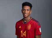 半岛体育注册-关于曼联后防失利，谋求签下新后卫增强实力的信息