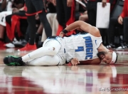 半岛体育亚洲官网-关于NBA球员在比赛中受伤，将暂时缺席球队训练的信息