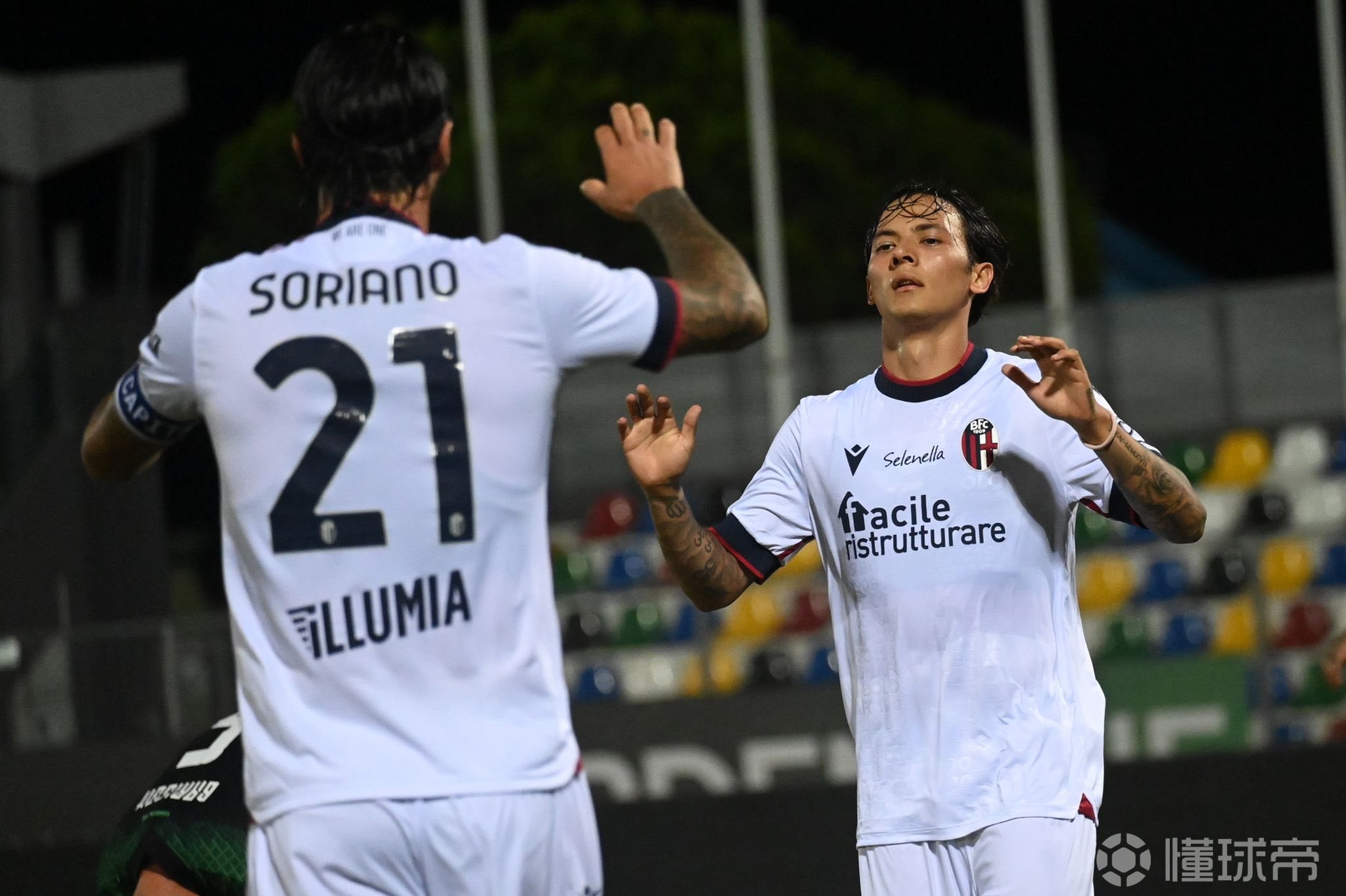 临近比赛，球队备战纪律严明，战术有序的简单介绍