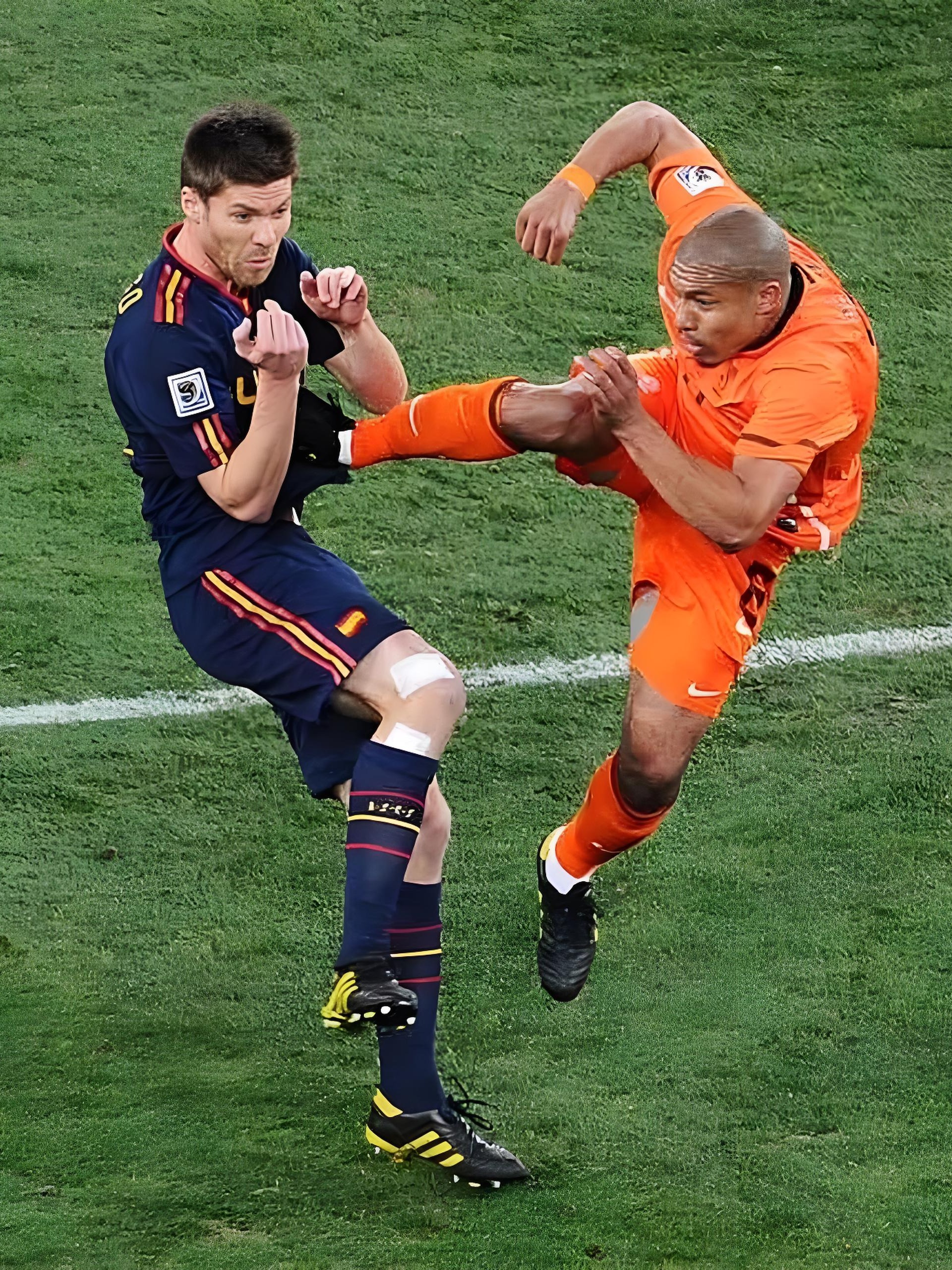 精彩亮点频现,足球比赛让人陶醉的简单介绍 精彩亮点频现,足球比赛让人陶醉的简单介绍