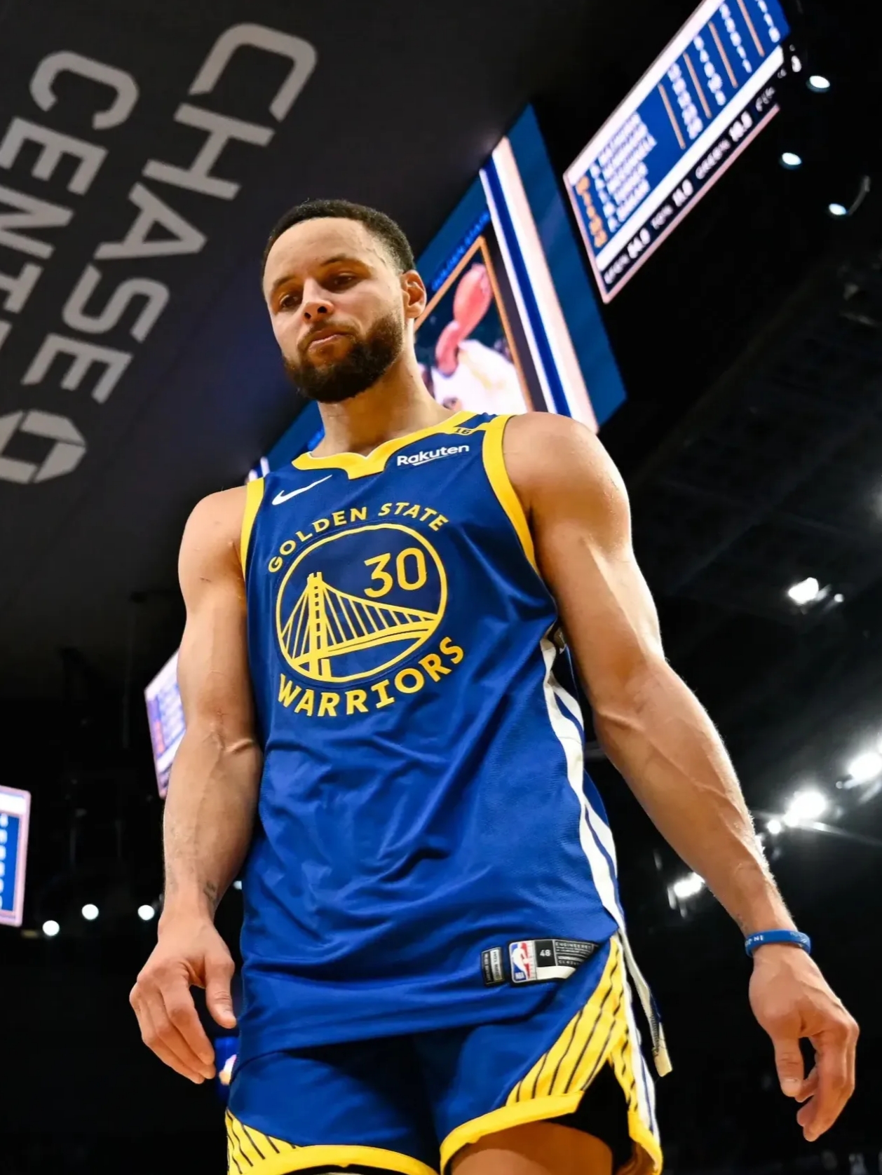 勇士遭遇尴尬惜败火箭,库里砍下高分的简单介绍 勇士遭遇尴尬惜败火箭,库里砍下高分的简单介绍