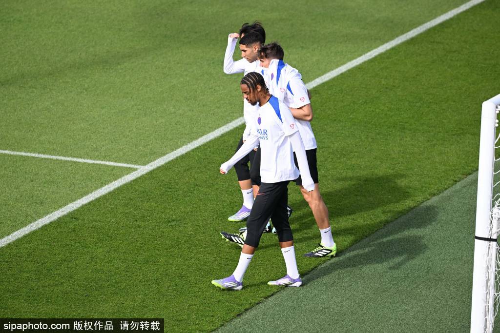 巴黎圣日耳曼与里昂战平，保持不败纪录不动的简单介绍