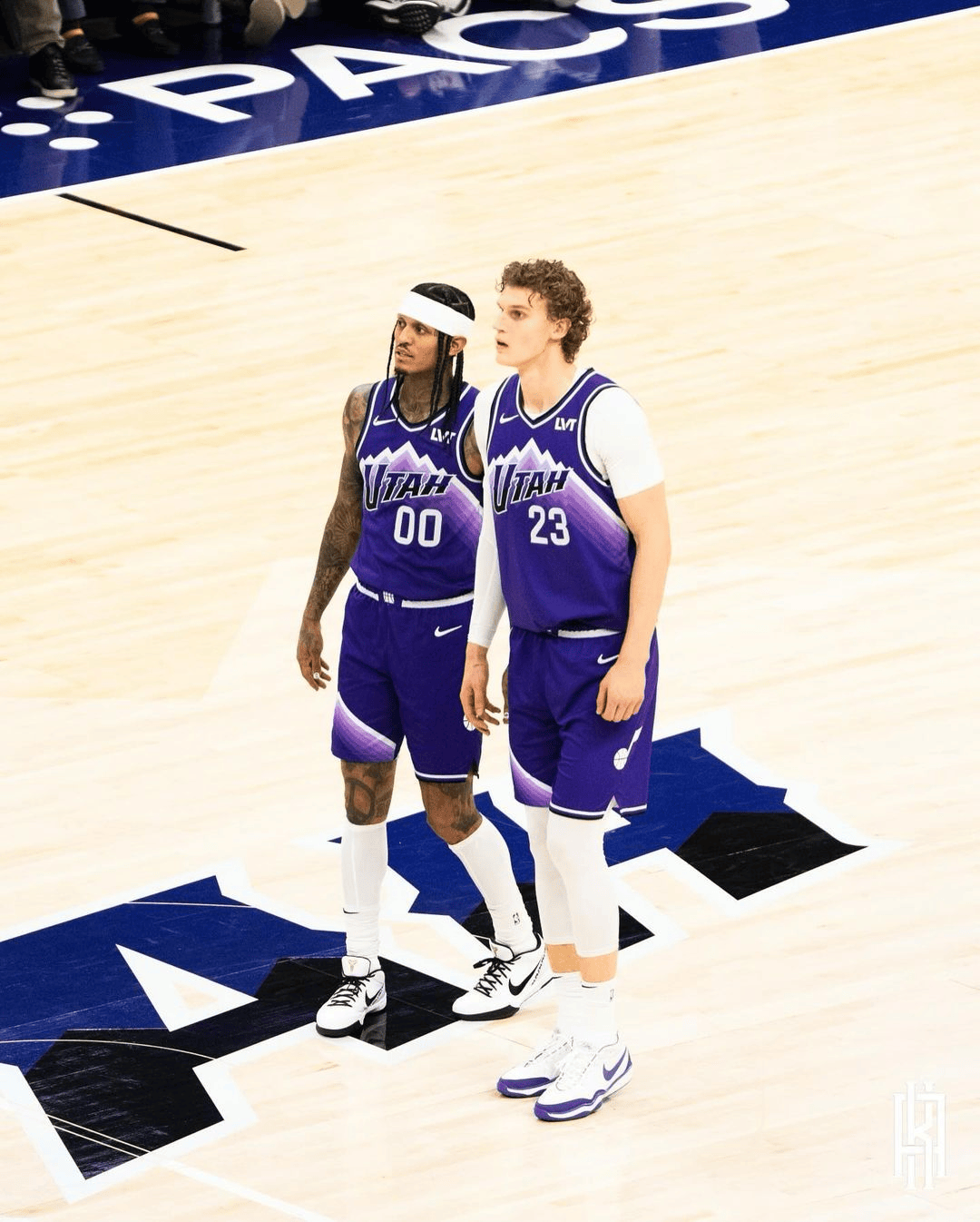 爵士队球员整装待发信心百倍准备大战的简单介绍