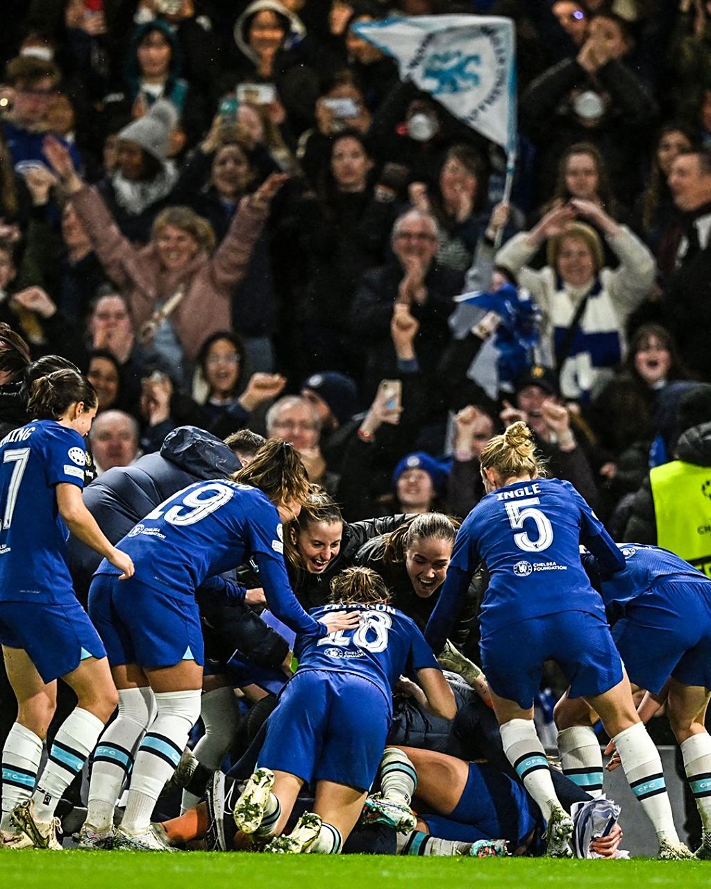 包含比赛前进，大胜而归！里昂豪取胜利，卫冕冠军实力无敌的词条