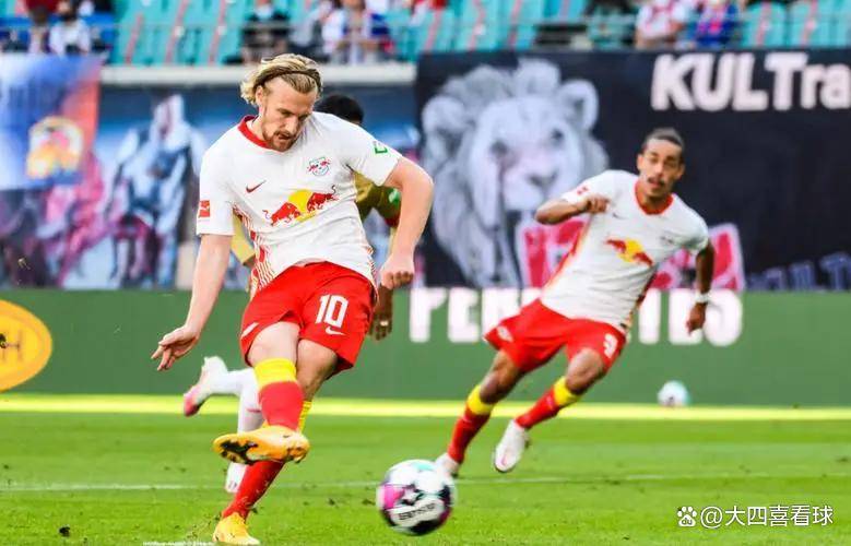 关于联赛榜首激战,德国足球风云变幻的信息 关于联赛榜首激战,德国足球风云变幻的信息